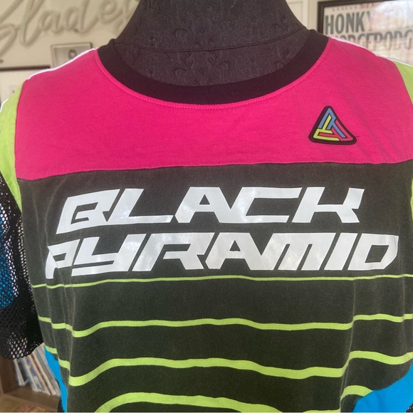 Chris Brown's Black Pyramid Color Block Mesh Short Sleeve Crop Top Women's M - Picture 3 of 5